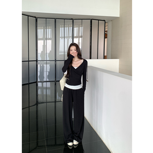 运动套装 pusumede慵懒精致 上衣女直筒休闲裤 连帽开衫 交叉v领短款