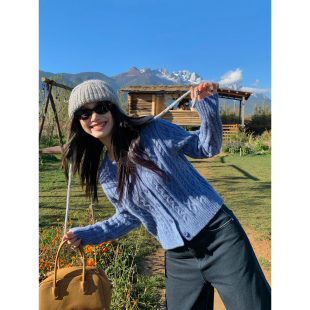 pusumede麻花圆领针织开衫 毛衣小个子上衣 女外穿秋冬百搭气质短款