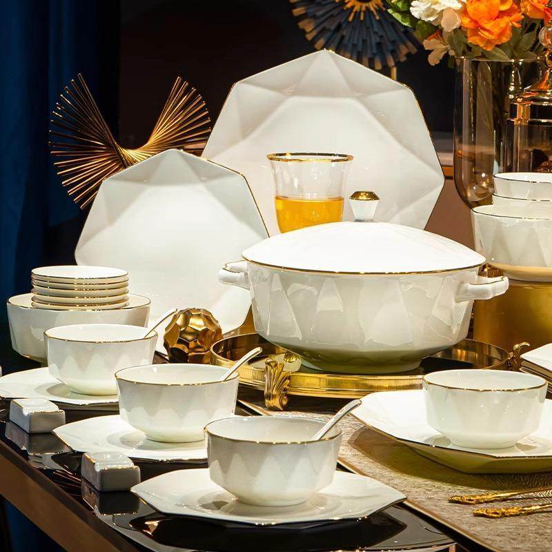 2025新款釉下彩景德镇陶瓷餐具轻奢骨瓷盘碗碟套装乔迁家用高级感