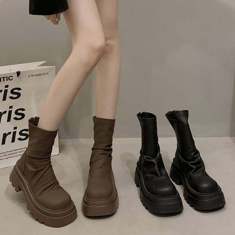 复古机车黑色英伦风厚底马丁靴女款2026新款秋季小个子显瘦短靴子