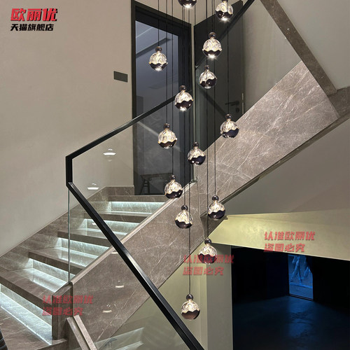 新款雪山之巅楼梯吊灯