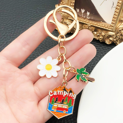 ins 风网红新款卡通旅游海边椰树度假小众钥匙扣闺蜜情侣包包挂饰