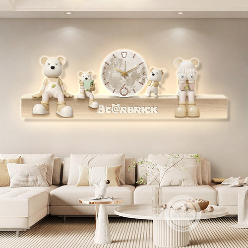 奶油风客厅装饰画钟表暴力熊
