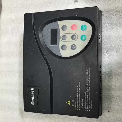 议价门机变频器，型号CE-D-A-SOP4-F2。