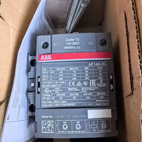 议价接触器AF146-30.，法国货，电压10