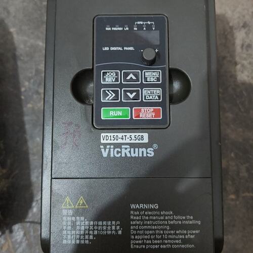 议价VicRuns变频器VD150-4T-5.5GBVD150-4T-4GBVD150-4T-7.5GB