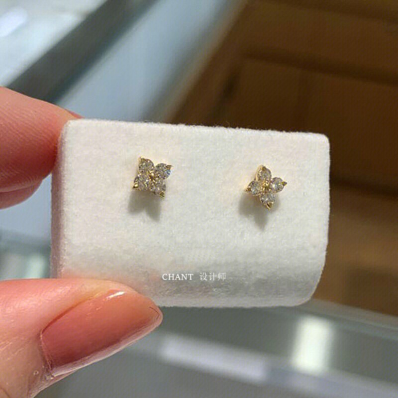 日本18K金四叶草耳钉 女黄金幸运草耳环耳饰纯银钻石莫桑石个性潮