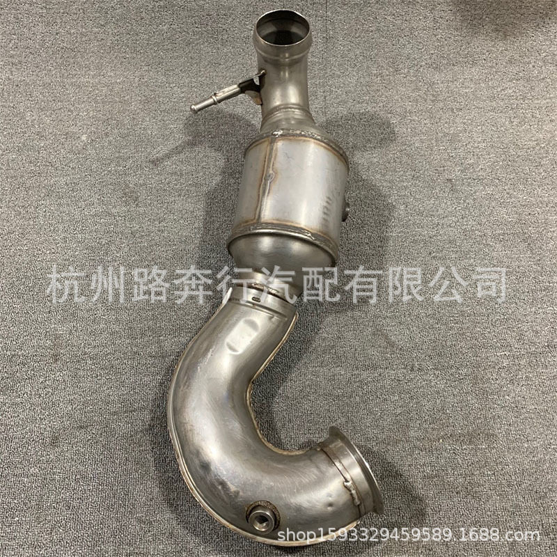 适用奔驰AMG A45 GLA45 CLA45 2.0T三元催化器 排气管