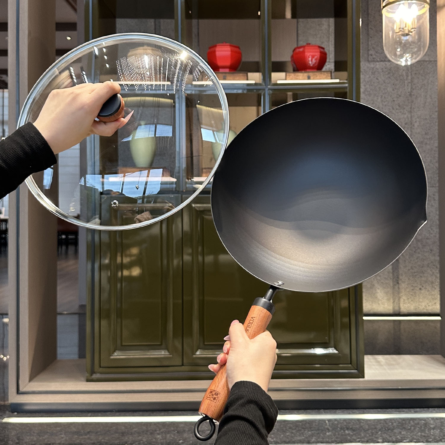 无涂层!家用炒锅铁锅不易粘