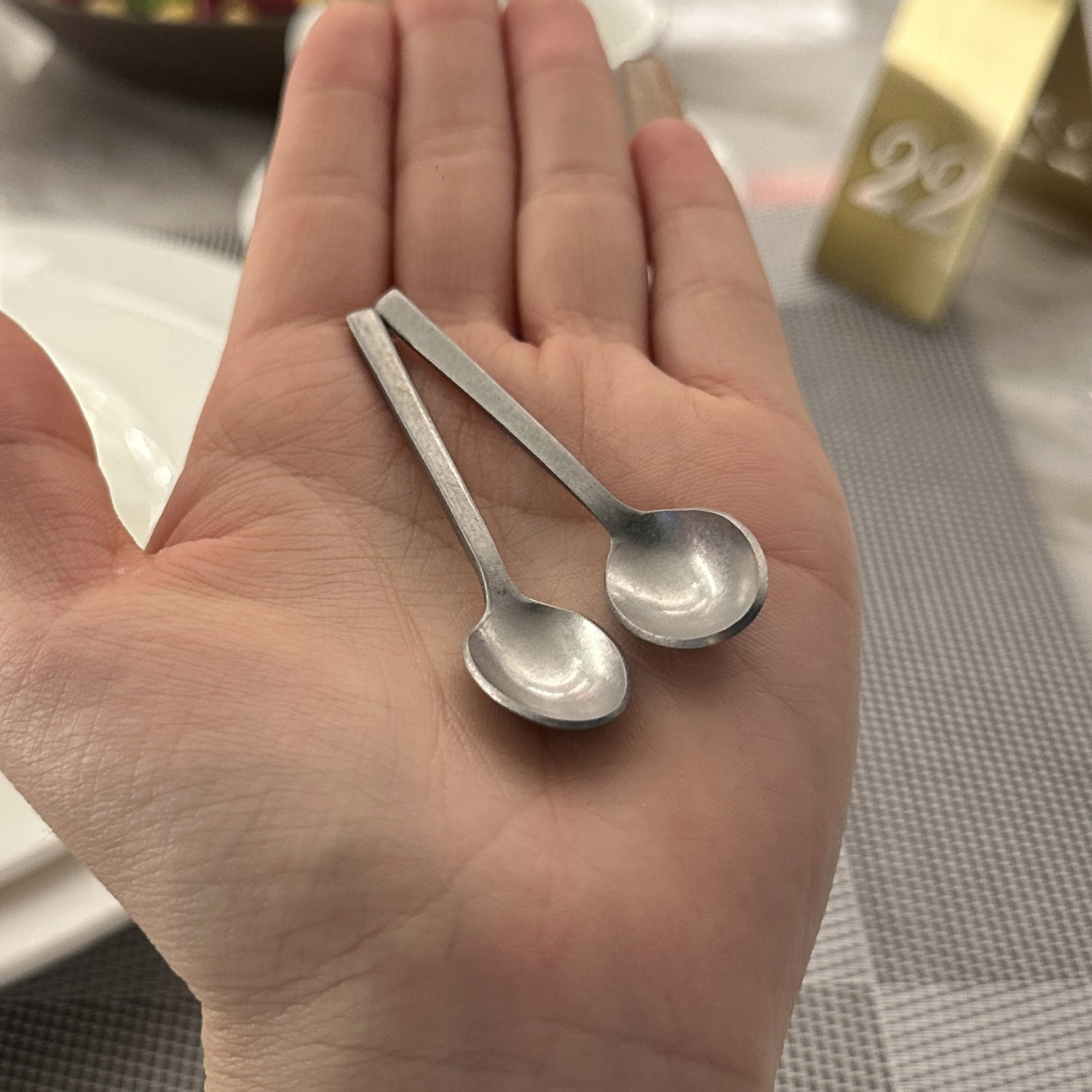 真的很小！特小18/10不锈钢勺子