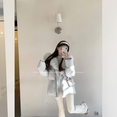 林子熙冰蓝色大狐狸毛领羽绒服