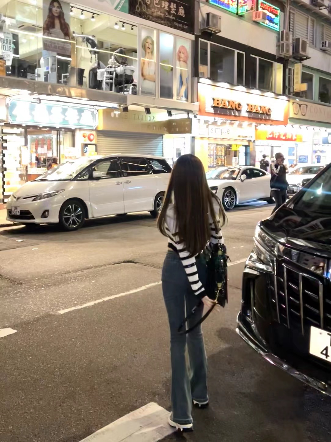 长腿蜜桃臀在线～微喇牛仔裤