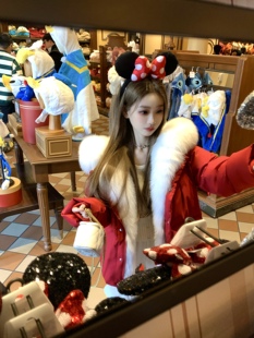 COOLLINE林子熙 过年要穿红红呀～白狐大毛领圣诞红羽绒服外套女