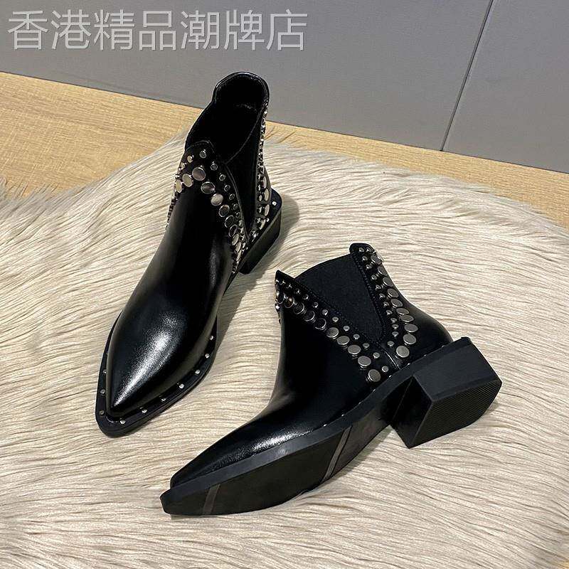 真皮粗跟马丁靴女2025年秋冬新款新款欧美铆钉尖头中跟切尔西短靴
