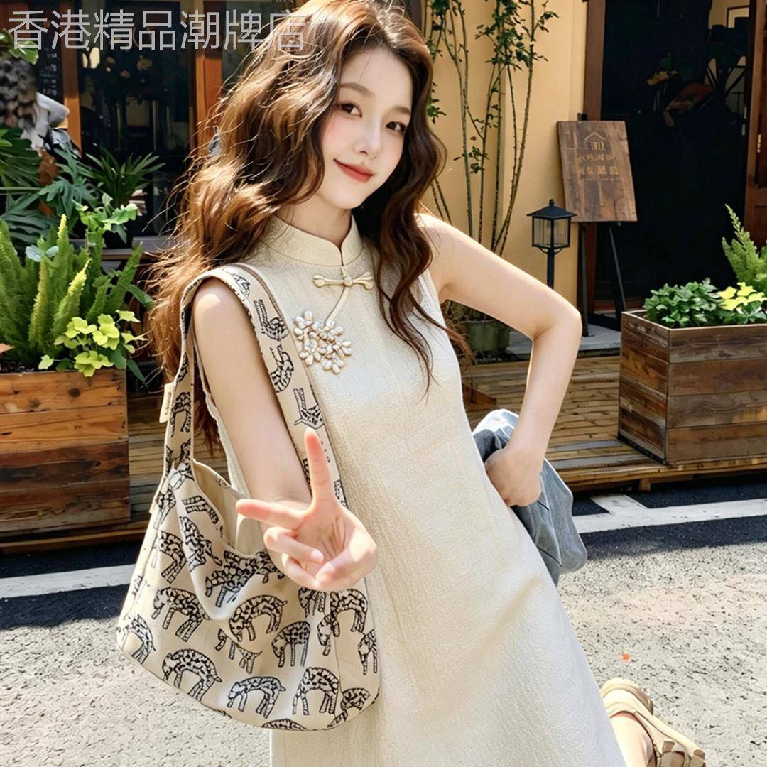 新中式白色无袖洋装女夏季2026新款气质特别漂亮掐腰显瘦短裙子