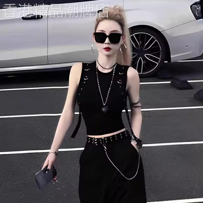 黑色铆钉装饰无袖T恤女夏季欧货时尚修身链条配饰辣妹风短款上衣