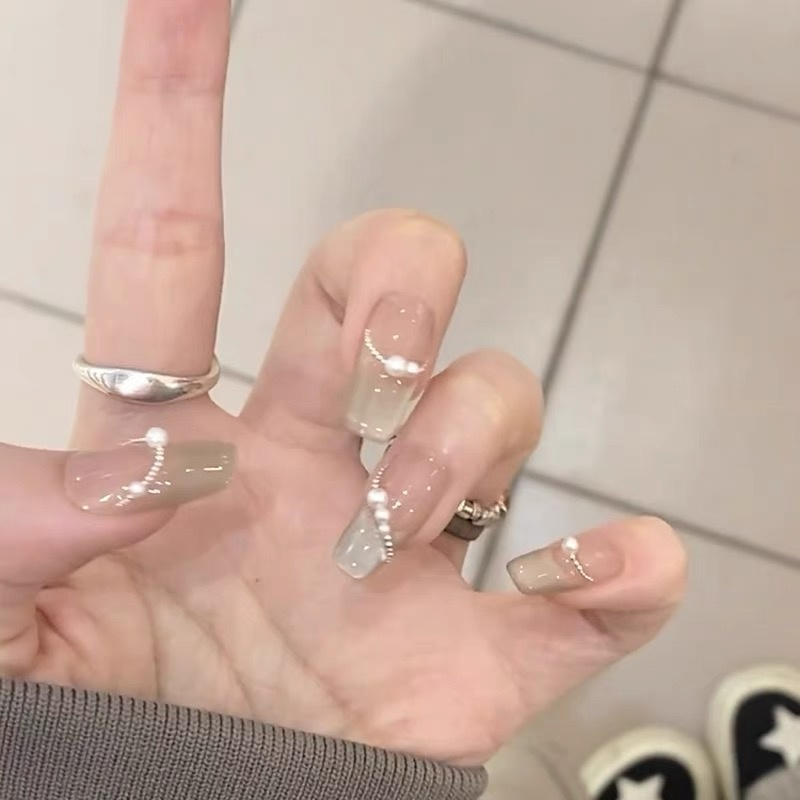 曼辞假指甲结婚美甲法式猫眼