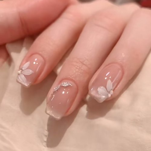 纯手工穿戴甲光疗甲显白