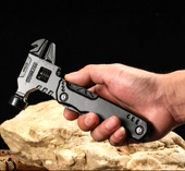 户外多功能锤子工具组合折叠刀钳露营便携式 随身小工具车载地钉锤