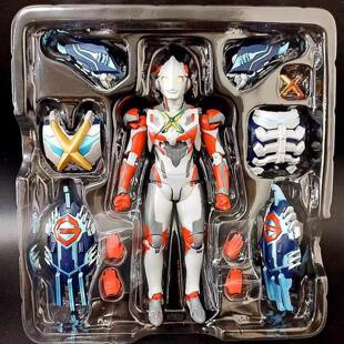 艾克斯哥莫拉装甲SHF 超可动究极闪耀黄金赛罗德凯特利迦手办玩具