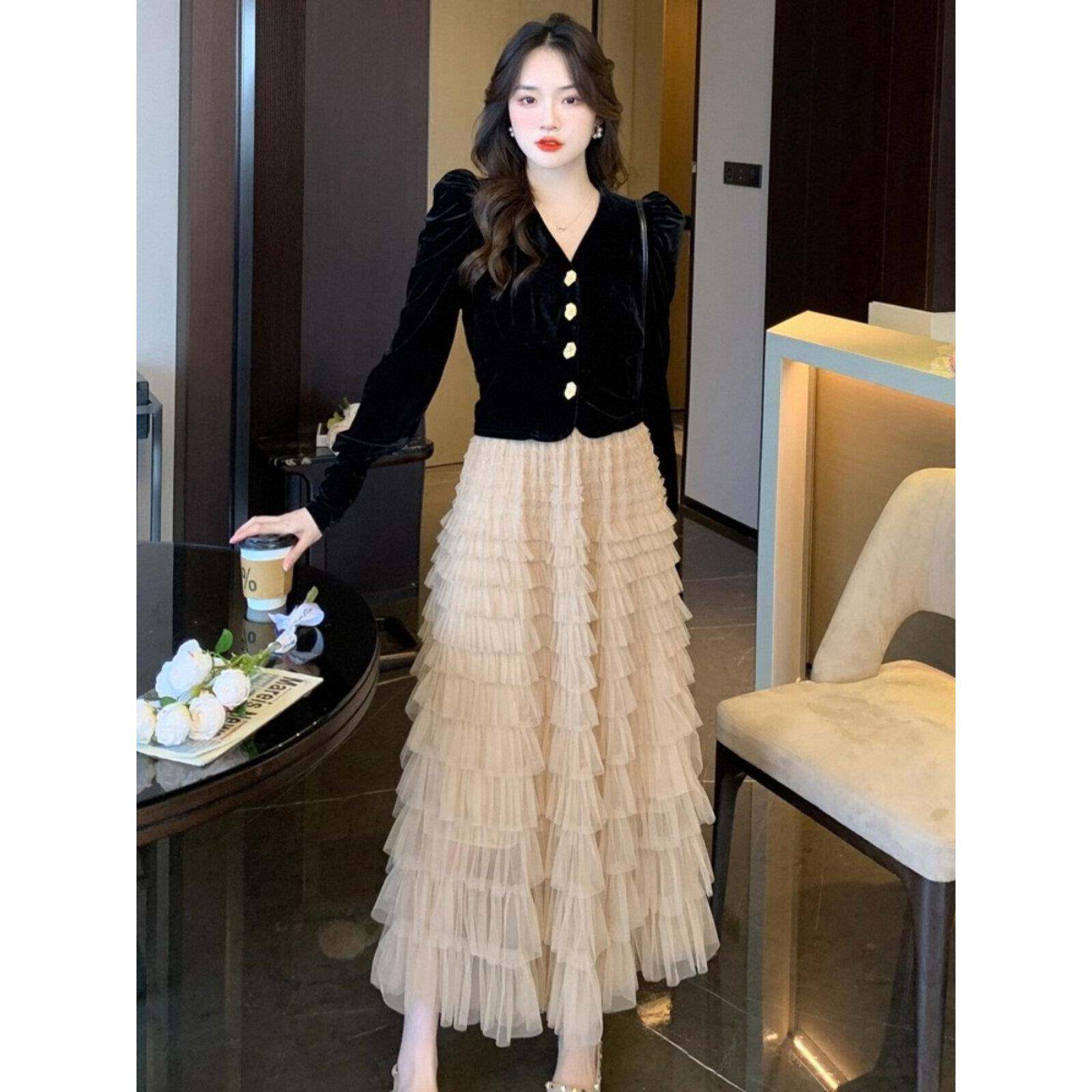 套装裙女春秋欧货法式v领金丝绒泡泡袖衬衫千层网纱蛋糕裙两件套