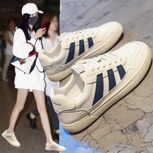 香港潮牌秋季爆款2024年新款小白鞋女鞋韩版百搭运动鞋高级感板鞋