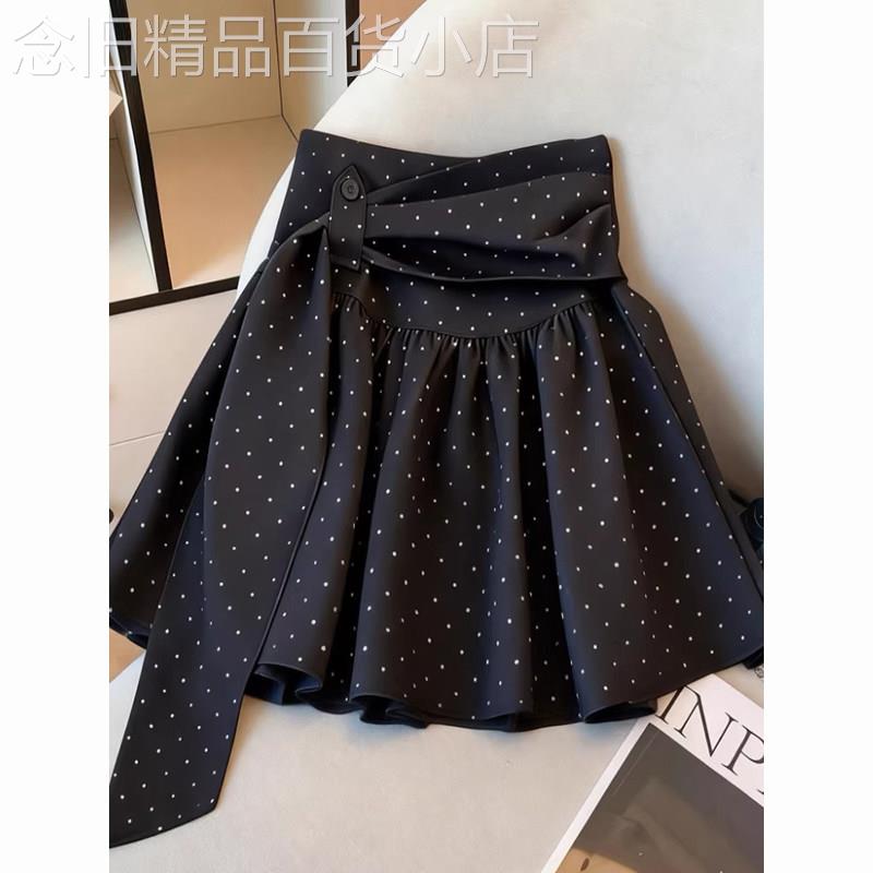 黑色褶皱波点半身裙女2026夏季小个子高腰显瘦不规则a字百褶短裙