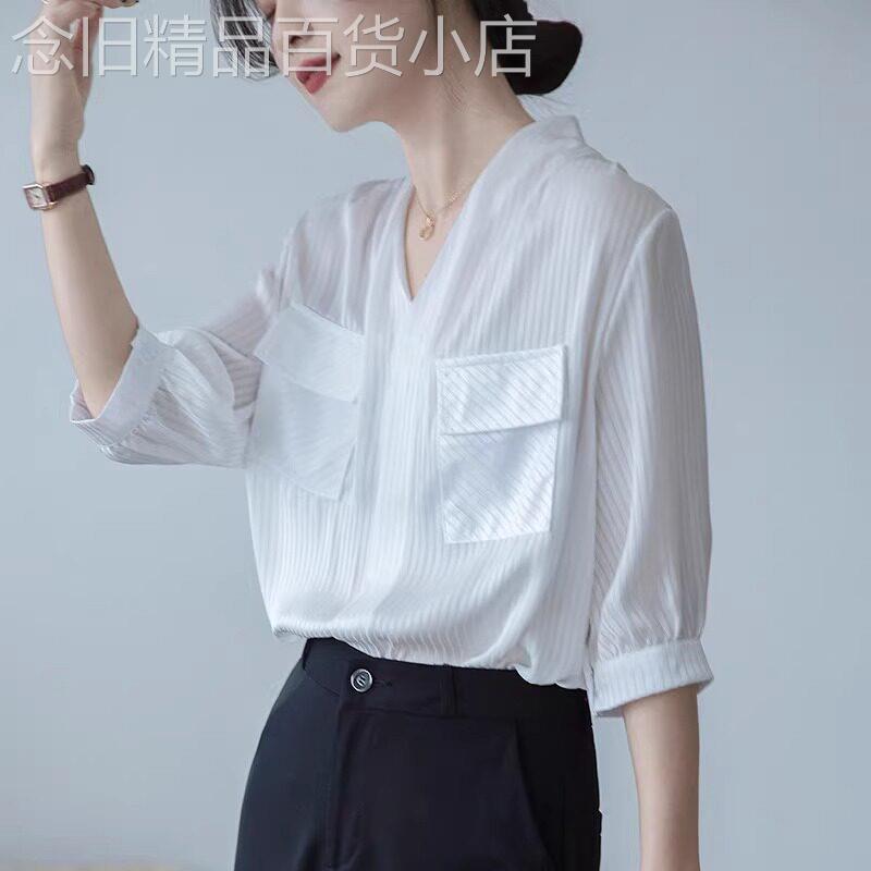 白色雪纺衬衫女2026新款夏季薄款V领条纹高级感轻奢减龄洋派上衣