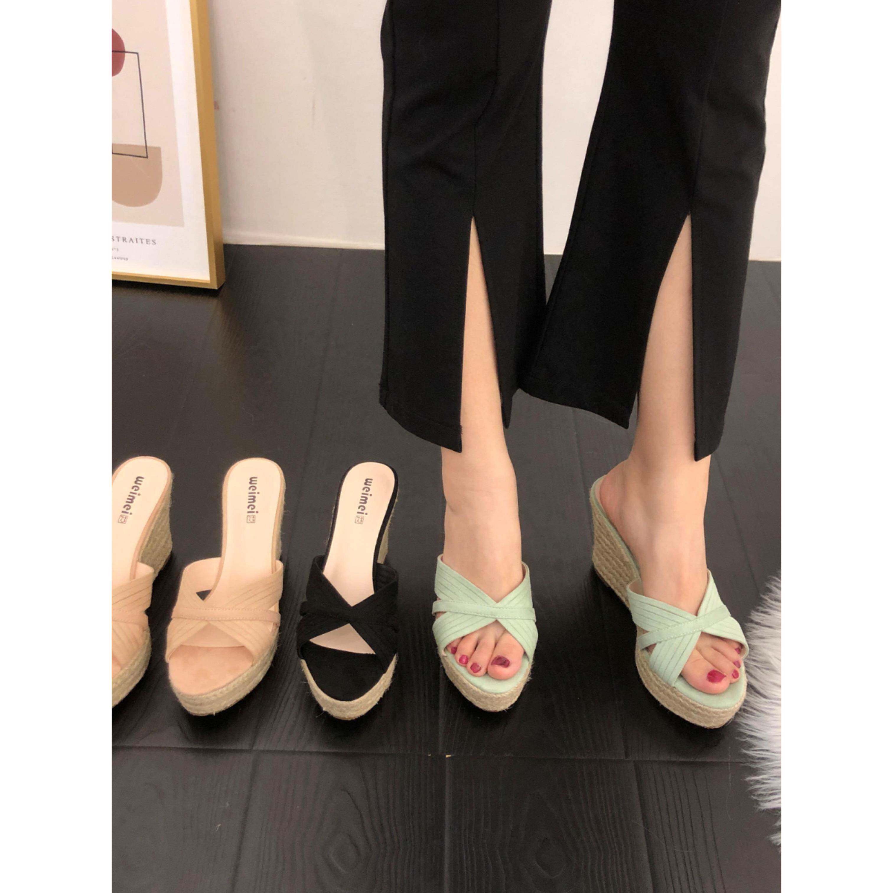 时尚品牌草鞋坡跟女士夏季外穿厚底人字拖防水厚底黑色高跟凉鞋