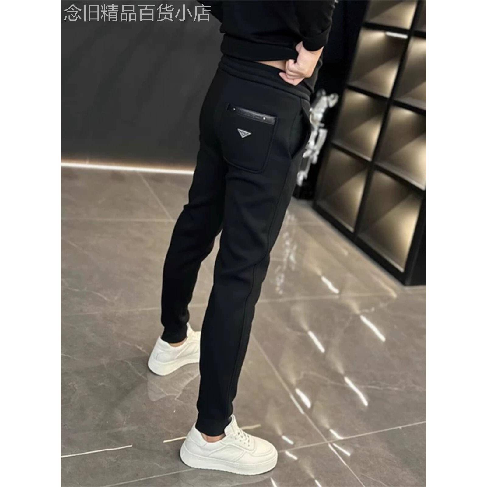 潮牌轻奢商务小脚休闲裤2025年新款潮流修身卫裤男纯色弹力运动裤