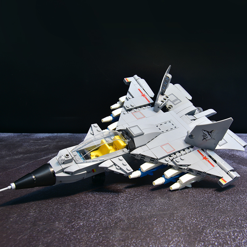 儿童玩具积木男孩歼15战斗飞机小颗粒拼装益智拼图军事坦克装甲车