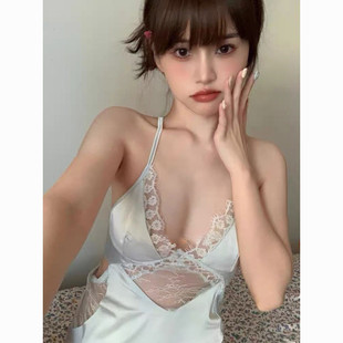 2026纯欲冰丝带胸垫蕾丝吊带睡裙网纱拼接露背家居服