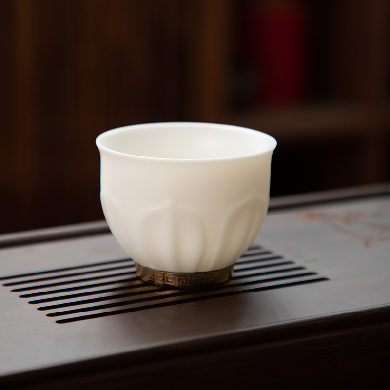 德化陶瓷羊脂玉瓷描金哑光茶杯