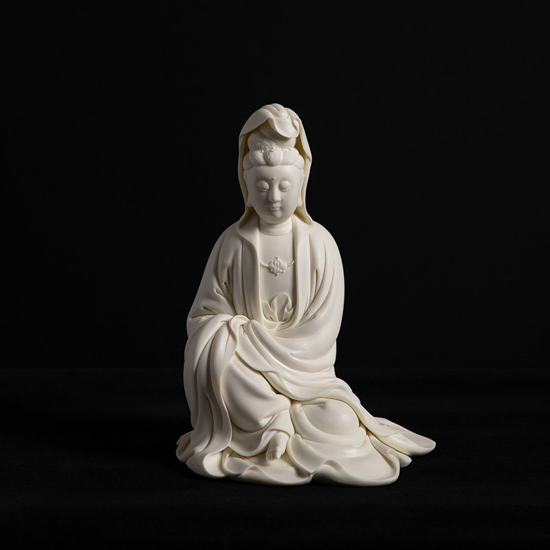 德化陶瓷桌面摆件客厅装饰玄关电视柜工艺品家居饰品披坐观音1号