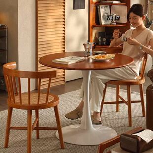 发轫北欧复古胡桃木圆形定制洽谈桌小户型阳台休闲ENF级