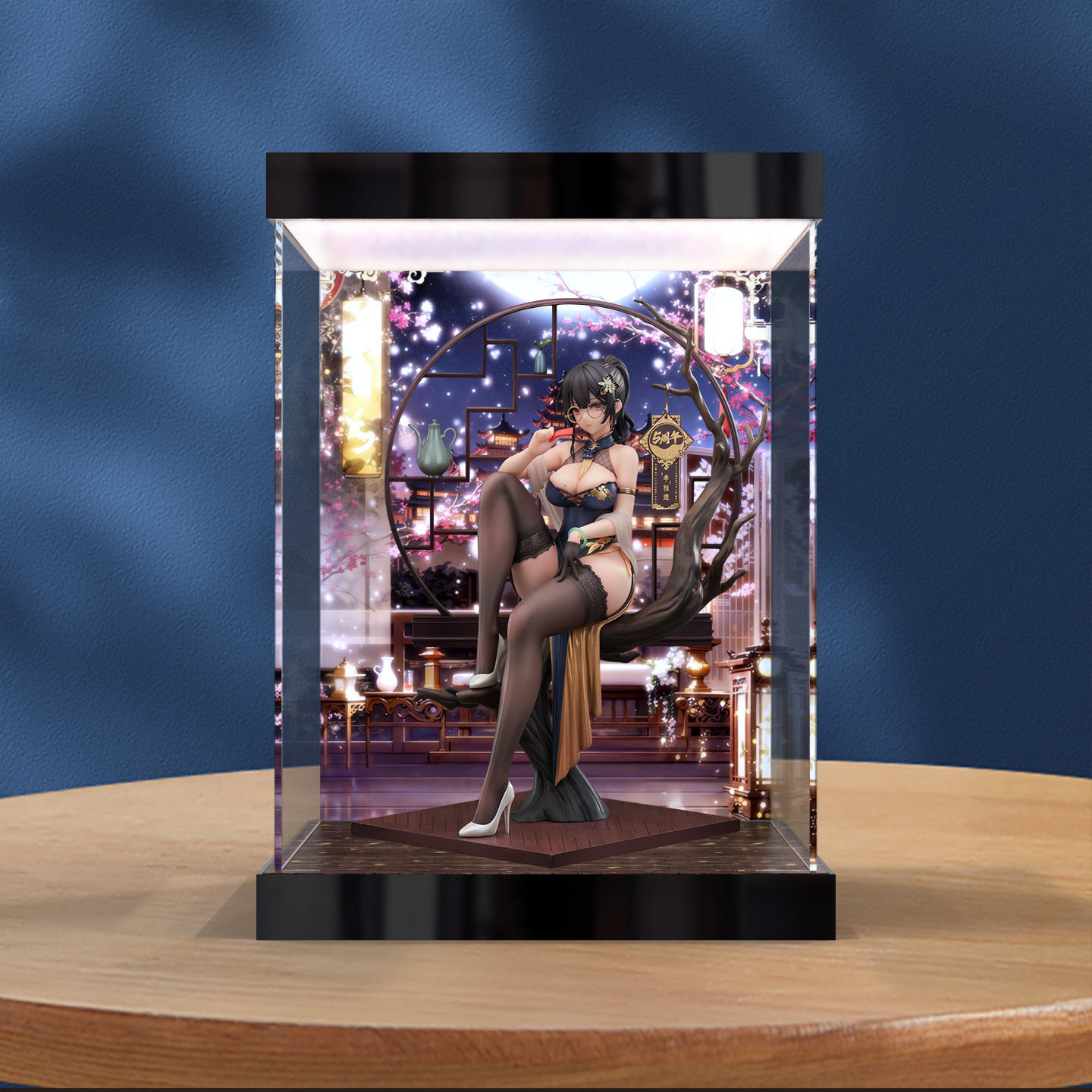 适用虾米大模王夏芈「幸」相逢旗袍玄墨&踏雪灯箱款亚克力展示柜