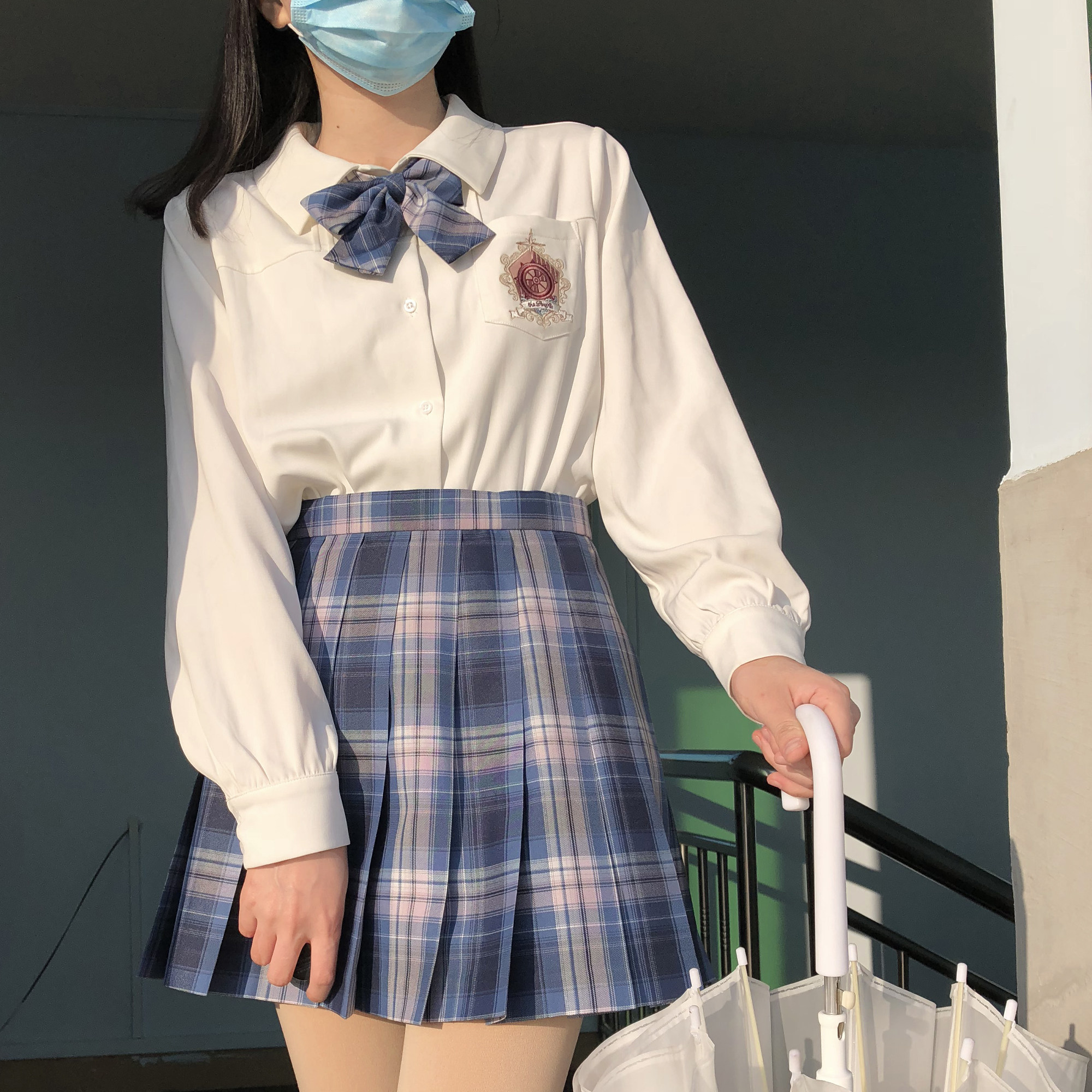 季禾 清仓现货jk长袖白衬衫大码刺绣原创正版风琴褶制服上衣女春