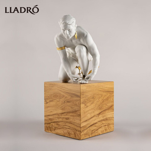 Lladro雅致神话赫耳墨斯瓷偶摆件