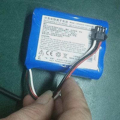 全新智能监护仪内置电池