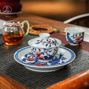 见山烧青花釉里红鹦鹉盖碗景德镇手工啄金桃茶叶罐茶杯壶承主人杯