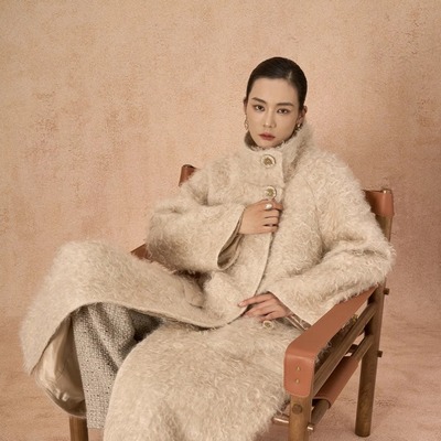 时髦粗线滚边气场立领大衣