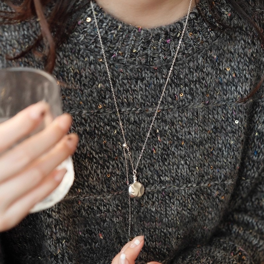 S925银锤纹水壶项链女款吊坠长款可调节毛衣链轻奢小众高级感项链