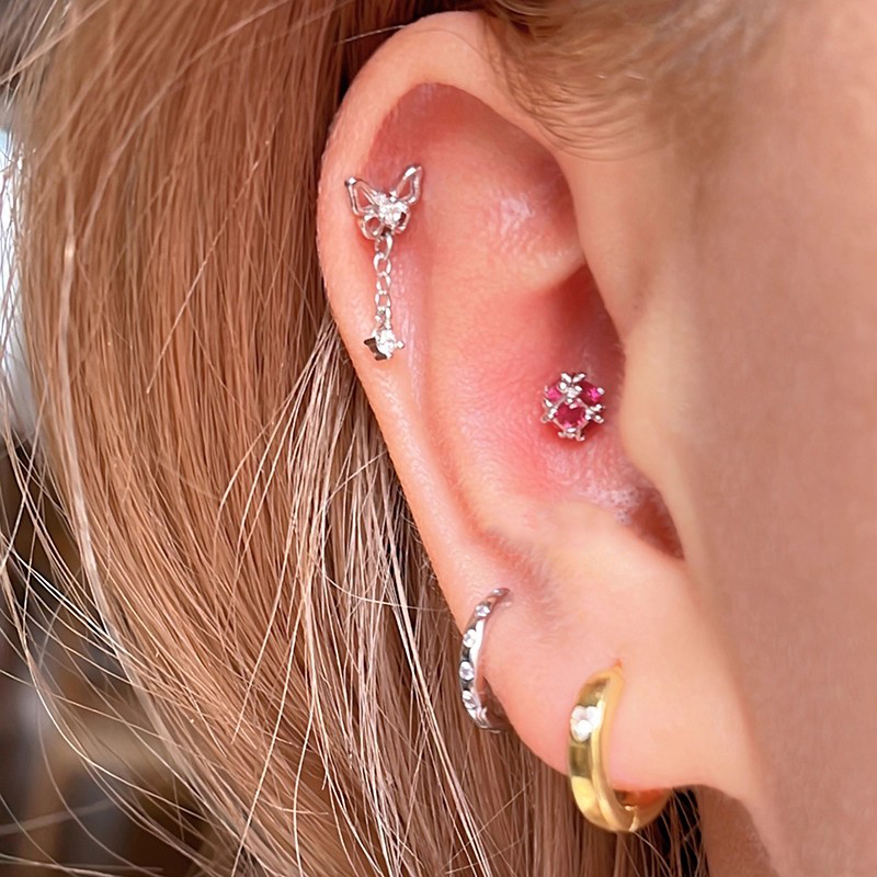S925纯银蝴蝶流苏锆石耳骨钉精致迷你耳蜗钉设计感拧螺丝耳钉耳饰