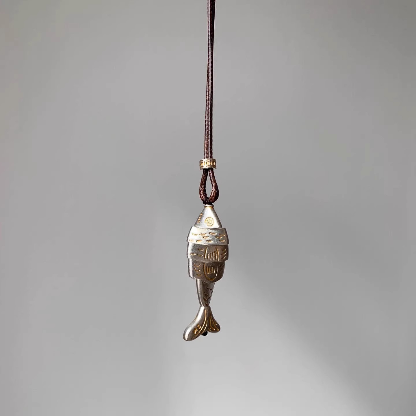 S925银拼接小鱼项链复古冷淡风轻奢小众设计感精致百搭秋冬毛衣链