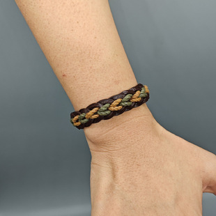 手工编织牛皮手链女小众设计学生简约冷淡风复古可调皮革彩绳手绳