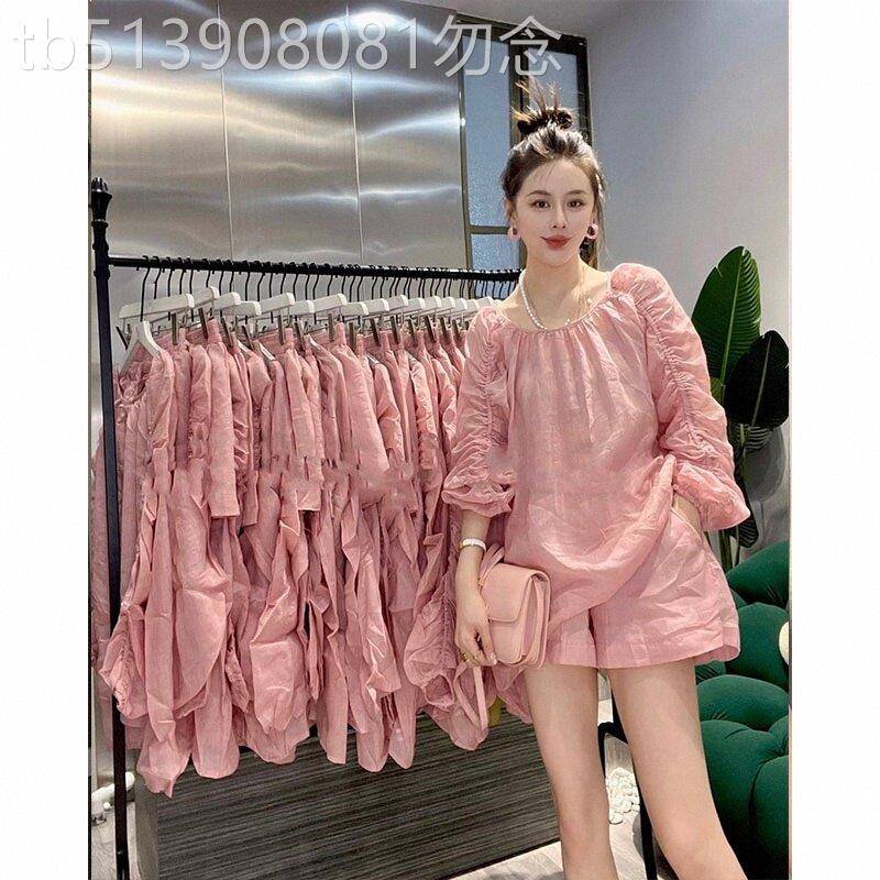 微胖显瘦套装女夏季欧货时尚露背镂空防晒长袖上衣阔腿短裤两件套
