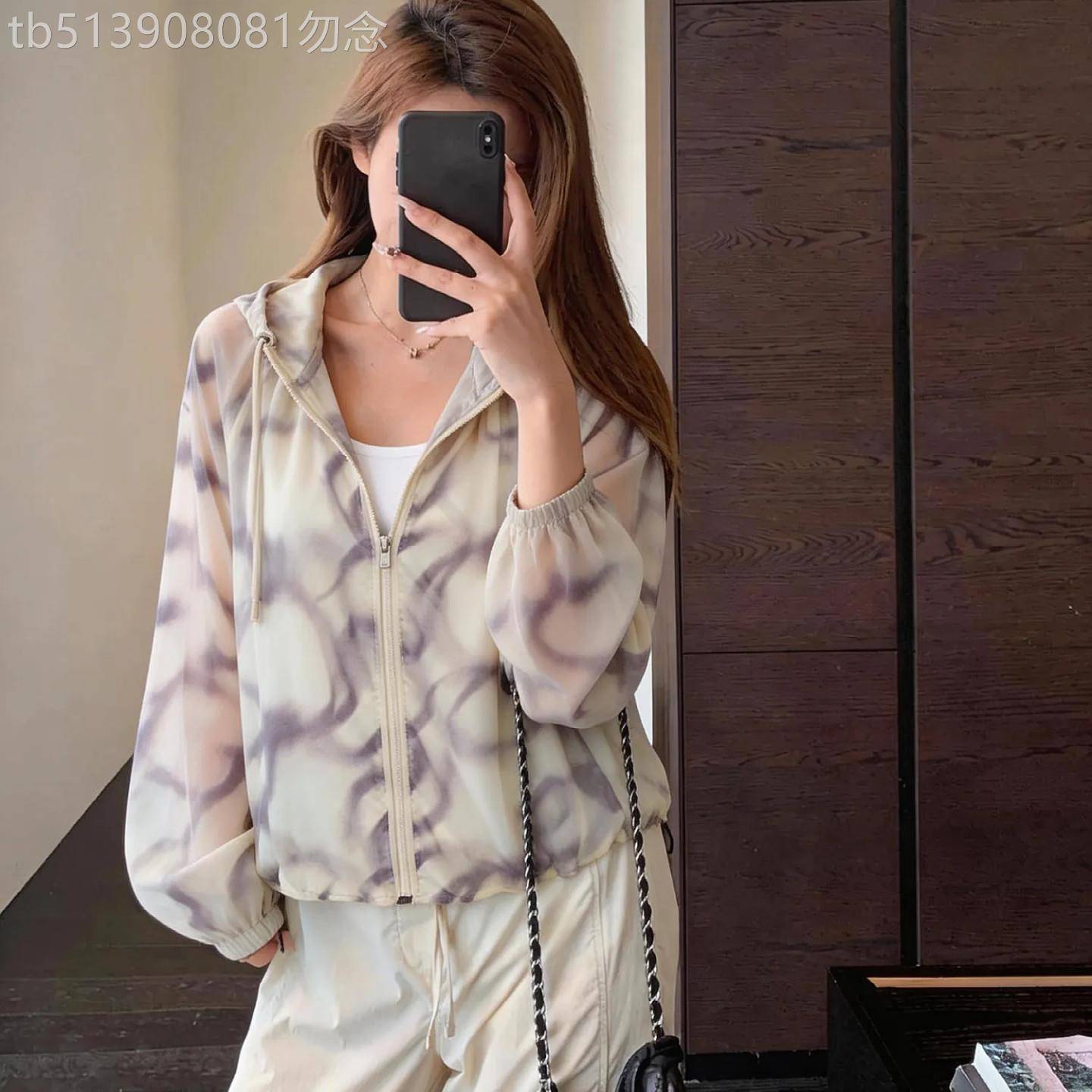 韩版高级感时尚印花潮流连帽防晒衫女士春夏新款薄款超好看短外套