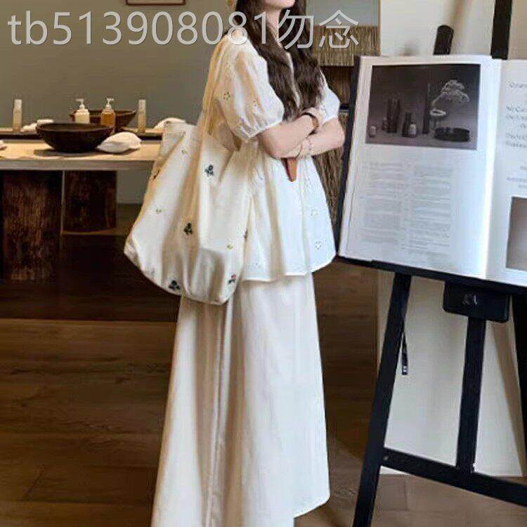 孕妇套装女夏季薄款2026年新款纯棉镂空衬衫休闲慵懒风遮肚两件套