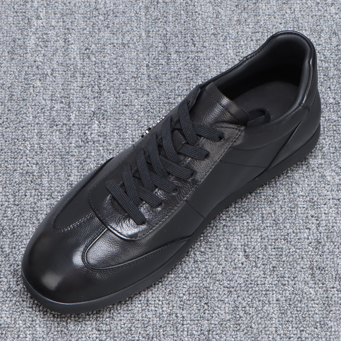 系带休闲皮鞋男素面百搭真皮板鞋