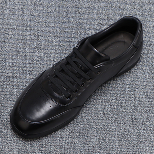 高档头层牛皮男鞋轻奢百搭黑色休闲皮鞋软底透气一脚蹬真皮板鞋男